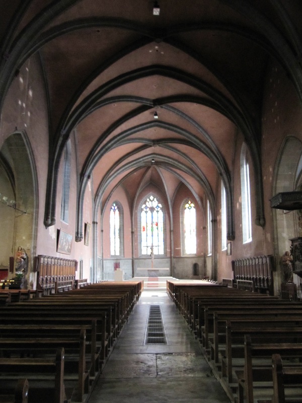 Inside the once grand église Saint-Maurice