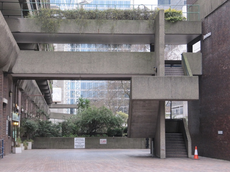 External corridors link buildings with the Barbican