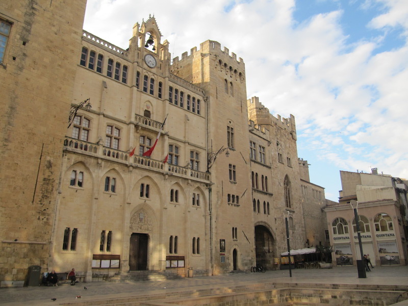 Narbonne&rsquo;s impressive town hall