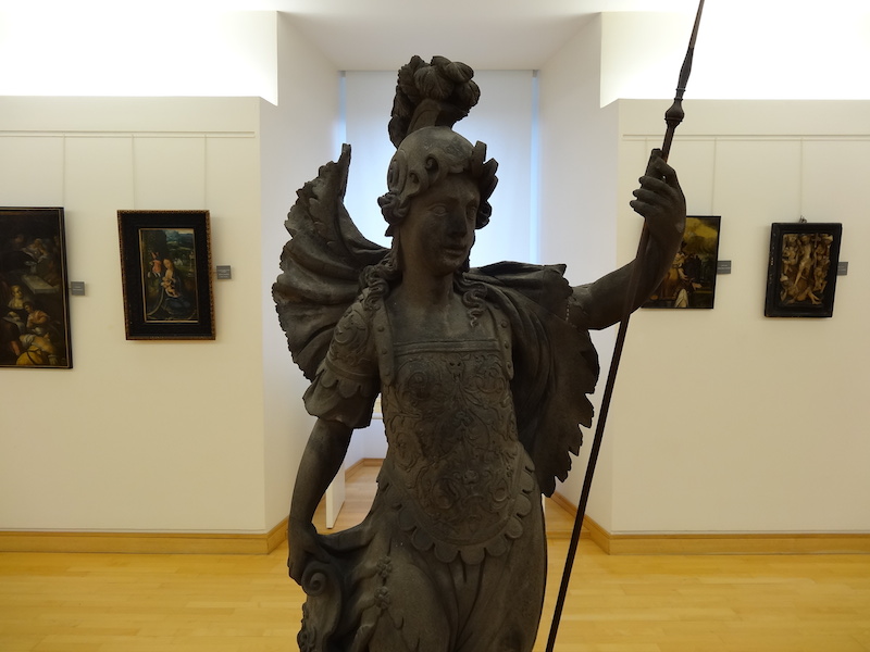Sculpture in le musée d’art Roger-Quilliot