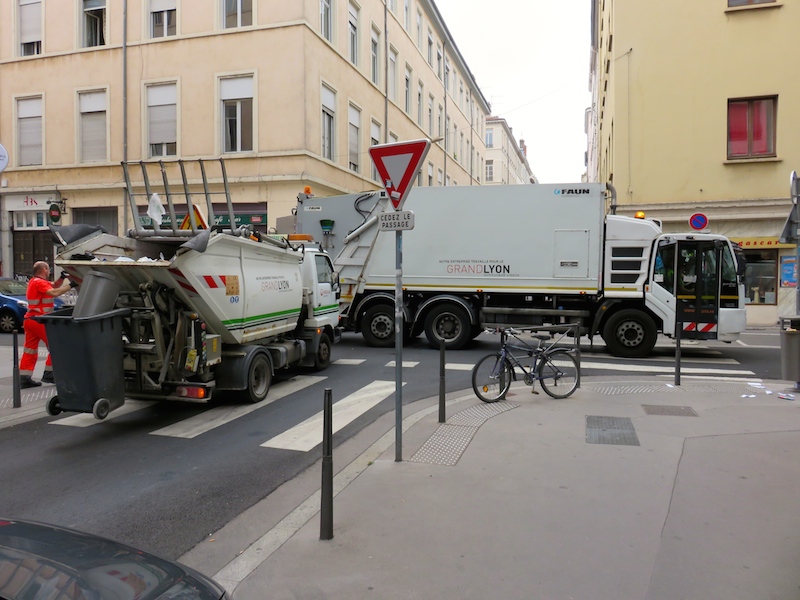 Two garbage trunks in Lyon