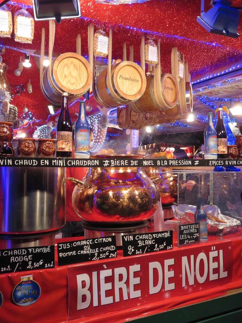 A stall selling beers and hot wine.