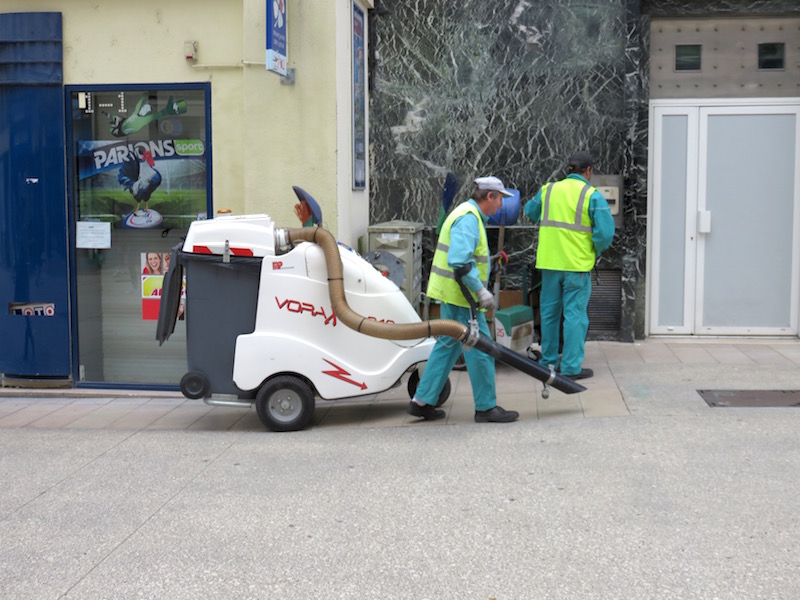 Street vacuum cleaner in Dijon, France