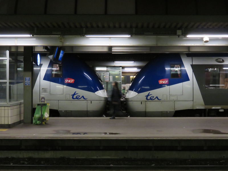 Two regional French TER train engines.