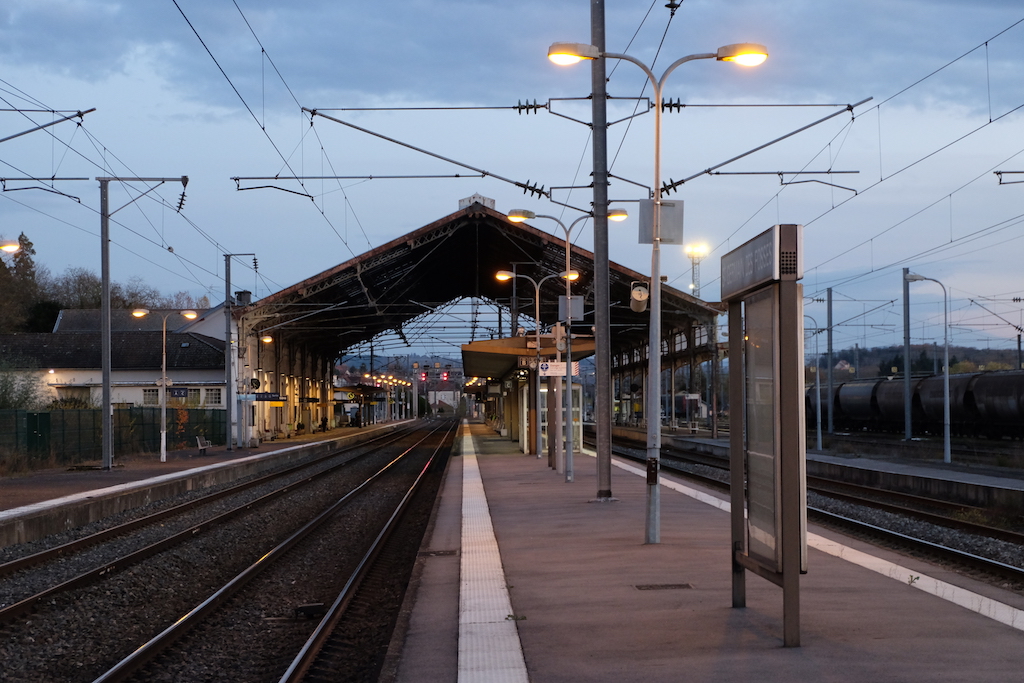 Saint-Germain-des-Fossés train station