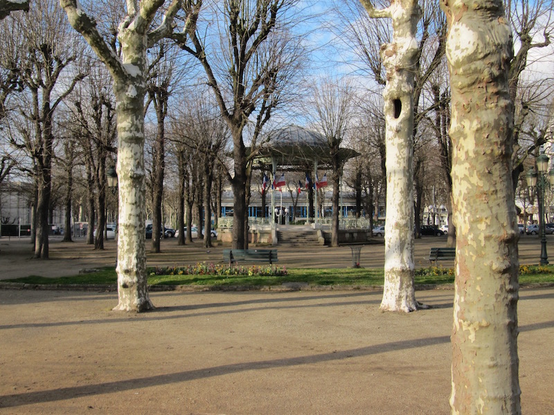 A photograph of the bandstand in Vichy, France