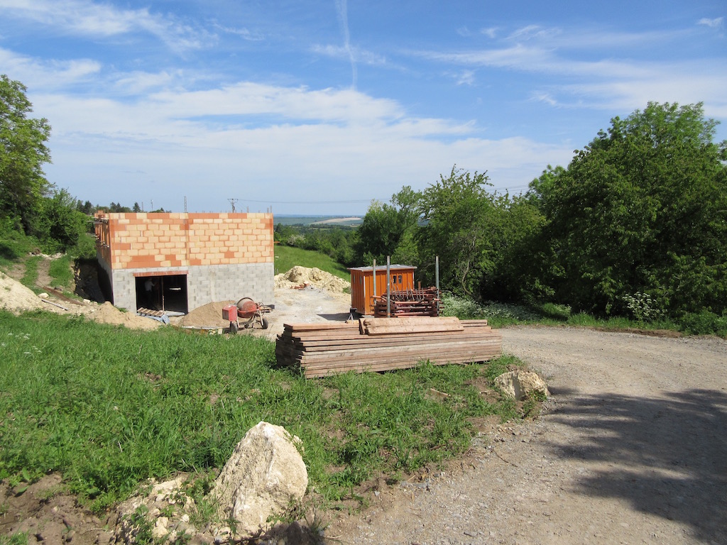 Build week 16: The second floor is going up