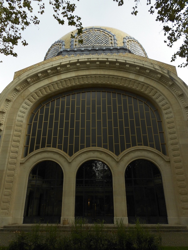 The ornate Des Dômes building